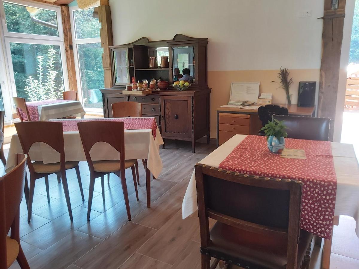 Glamping Naselje Zeleni Turizem Hotel Makole Exterior foto